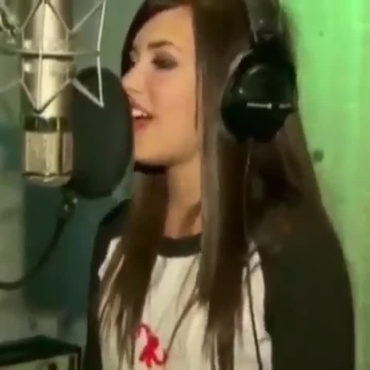 amino-Thais Devonne Lovato-d3e6d585