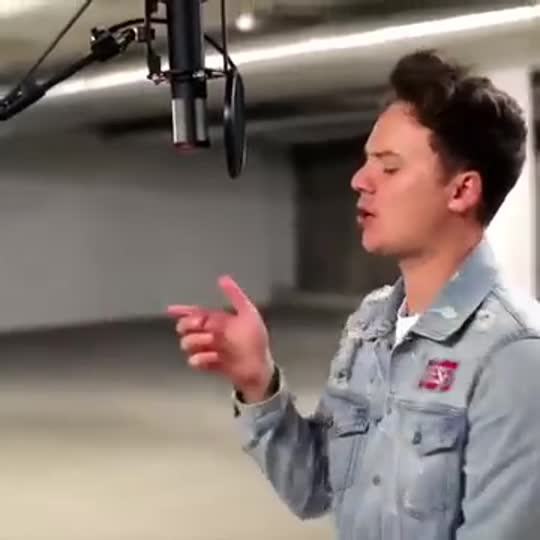 amino-lover conor Maynard-79a9a4d4