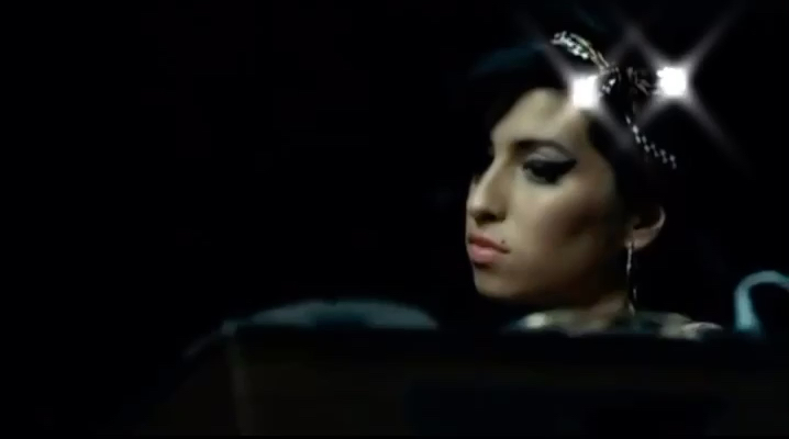 amino-Amy Winehouse-b8394964