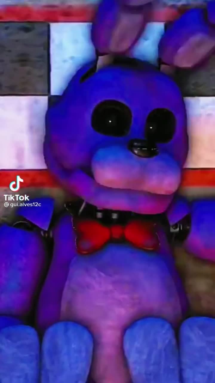 FNaF 1 Withered Chica >{EDIT}<  Five Nights at Freddys PT/BR Amino