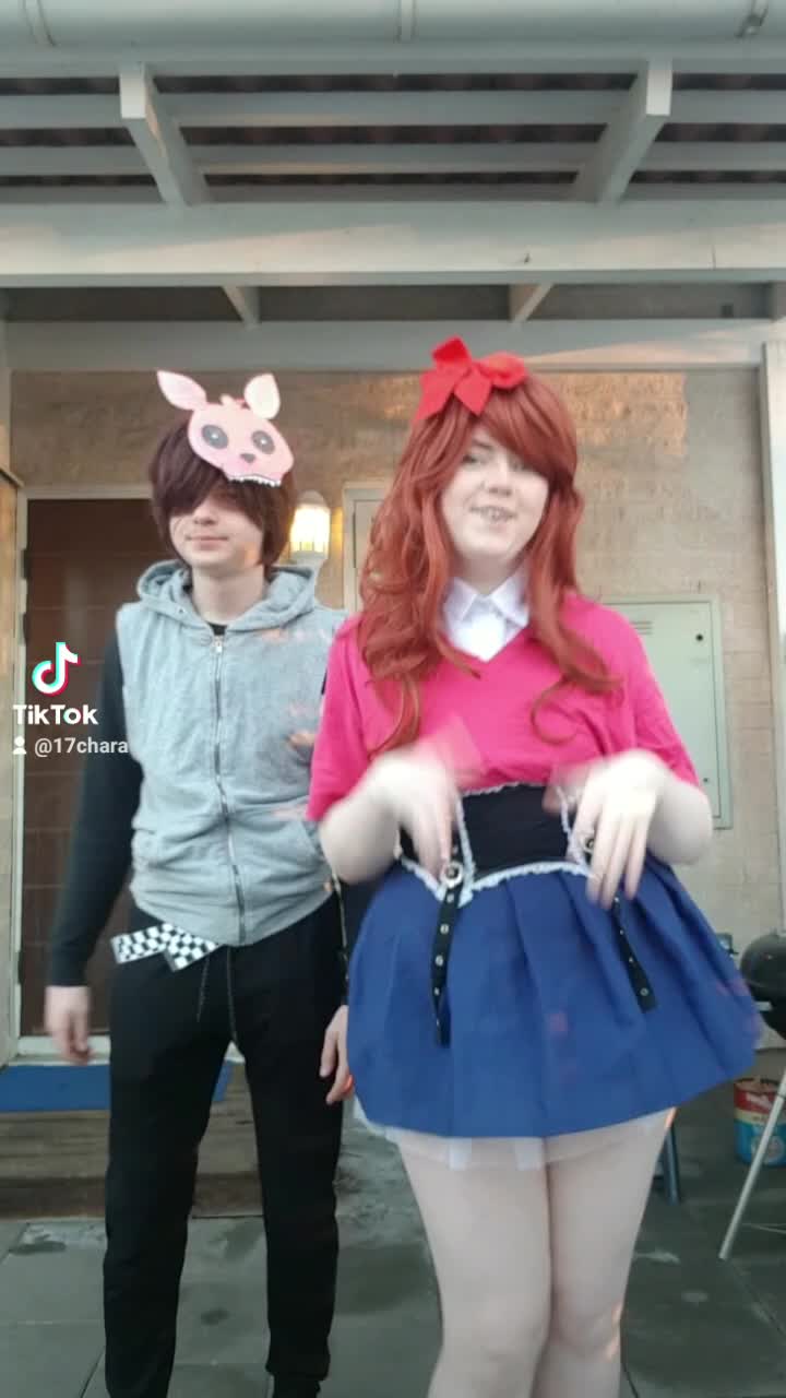 Elizabeth and Michael Afton cosplay | Cosplay Amino